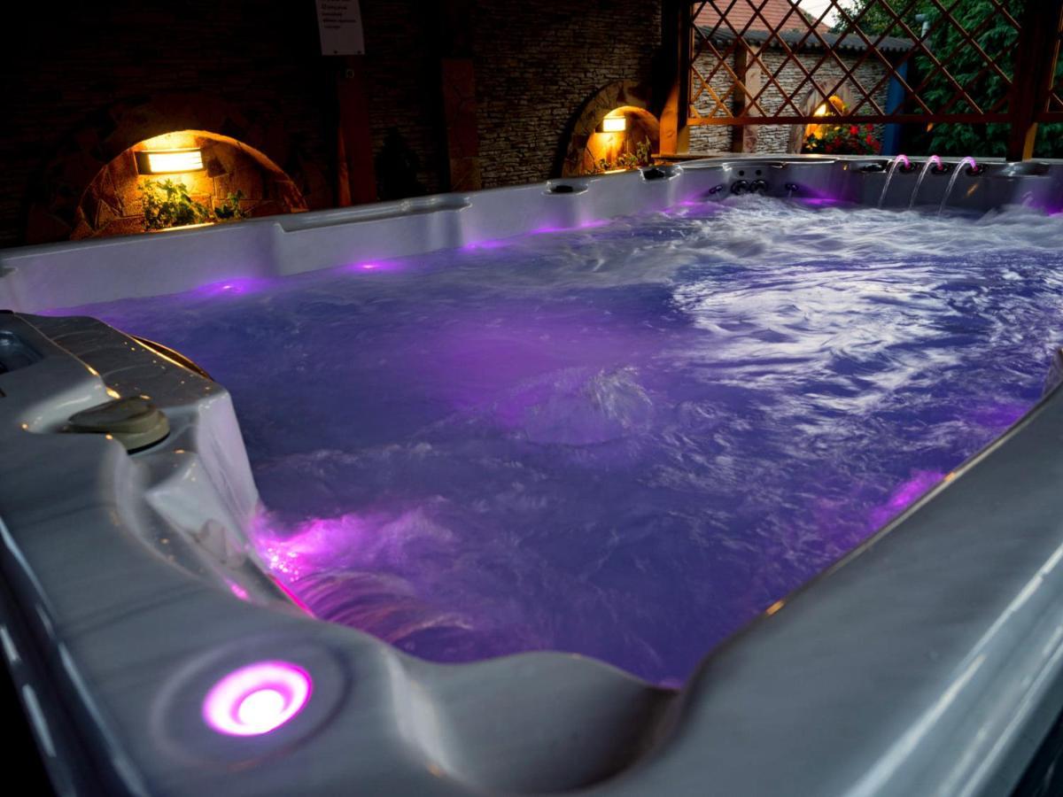 Kék Lagúna Wellness Apartmanok Egerszalók Esterno foto