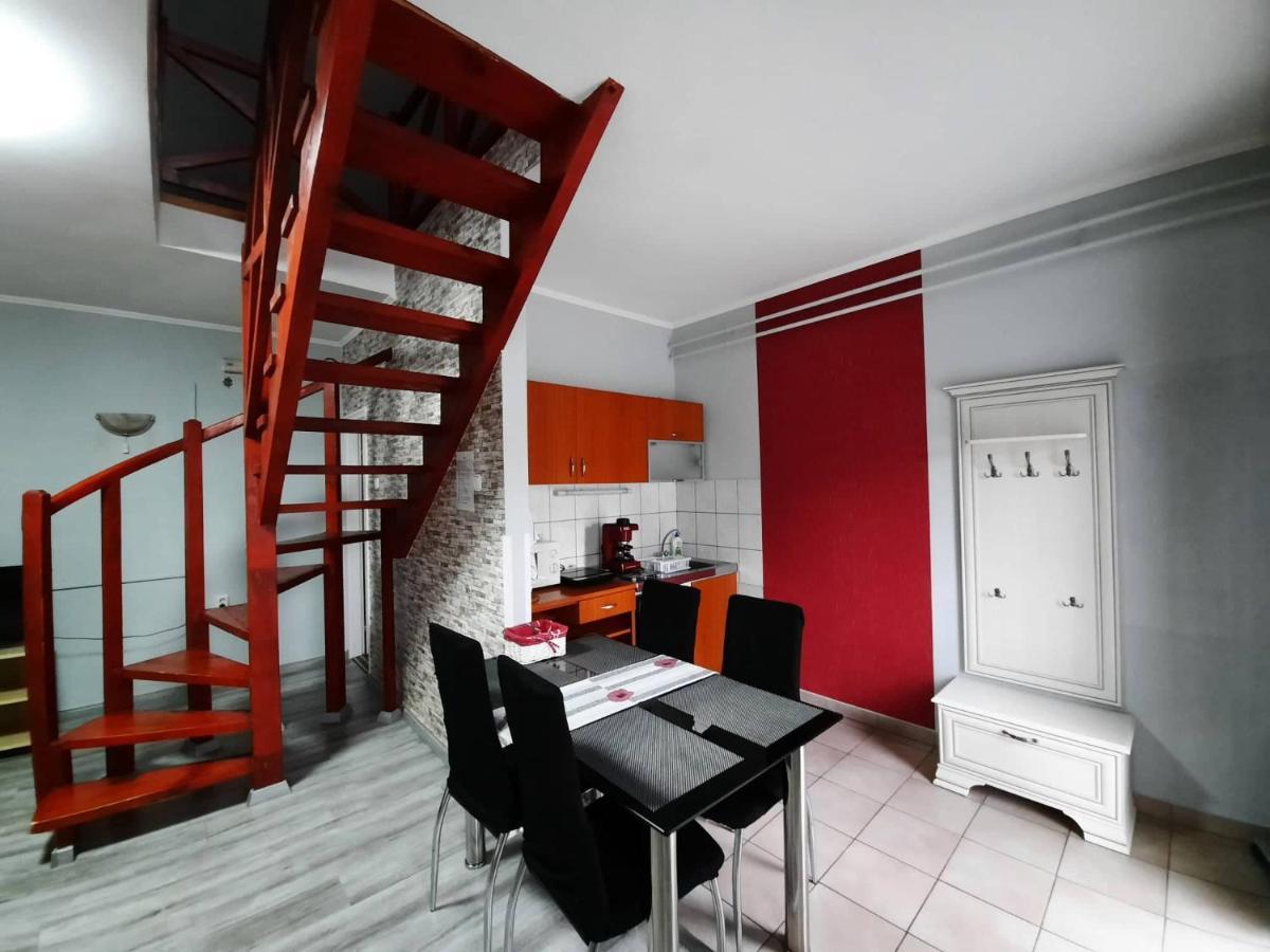 Kék Lagúna Wellness Apartmanok Egerszalók Esterno foto