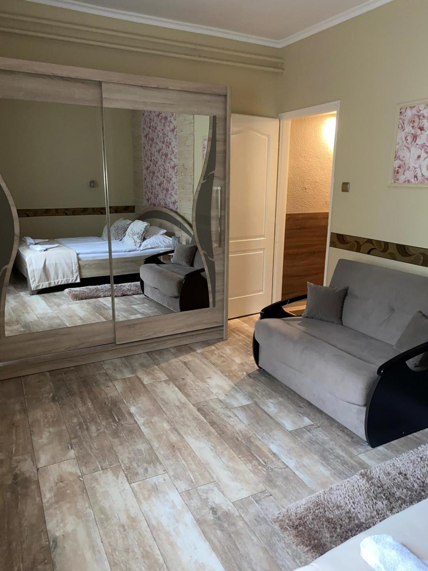 Kék Lagúna Wellness Apartmanok Egerszalók Esterno foto